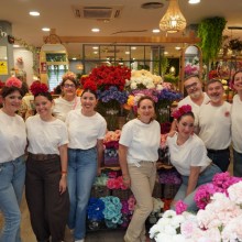 Blanco Azahar refuerza el asesoramiento personalizado  en la moda flamenca con su nueva colección “Expansión”