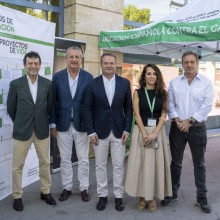 La Asociación Española Contra el Cáncer reivindica en Mairena del Aljarafe que la investigación impulsa proyectos de vida contra el cáncer