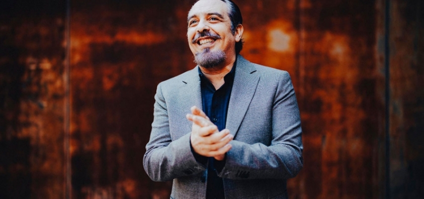 Potito regresa a Sevilla con un recital íntimo en la Peña Flamenca de Aznalcóllar