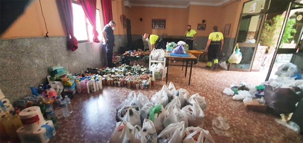 500 personas en estado de vulnerabilidad de Bormujos, primeras beneficiarias de los 15.000 kilos de alimentos de la campa&ntilde;a Arco Iris de la solidaridad