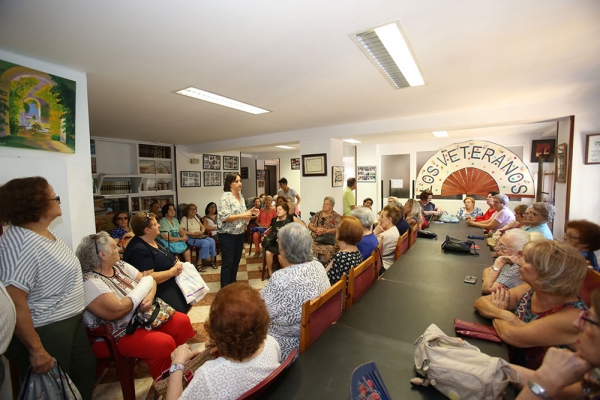 Audiocuentos y v&iacute;deos de relajaci&oacute;n v&iacute;a Whatsapp para acompa&ntilde;ar a los mayores de Mairena