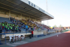 Los Juegos Deportivos Intercentros reunir&aacute;n a m&aacute;s de 500 escolares de San Juan en el Polideportivo