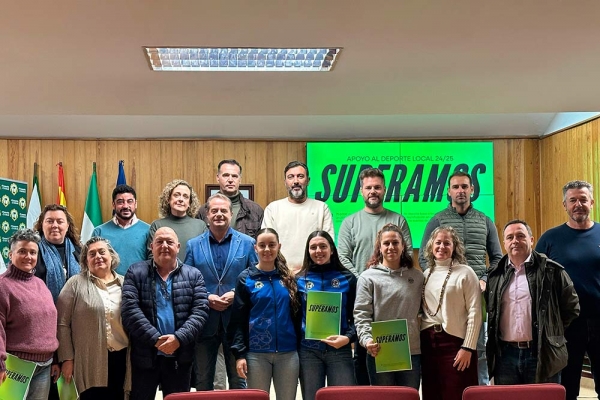 Mairena entrega las Ayudas Superamos 24/25 a clubes y deportistas locales