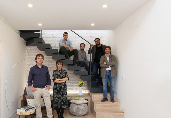 La llegada del verano dispara la solicitud de reformas en viviendas y locales en Sevilla capital