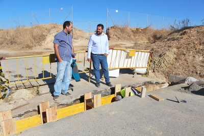 El Ayuntamiento de Gines mejora la recogida de aguas torrenciales en distintos puntos del municipio