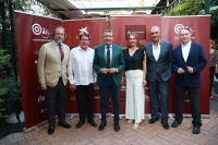 &bull;	El presidente de la Diputaci&oacute;n de Sevilla acompa&ntilde;a a la cabecera local en su acto conmemorativo en Casa Ozama, donde se ha premiado la excelencia de Migasa, Turismo de Sevilla, Fundaci&oacute;n Cajasol y el BM Proin