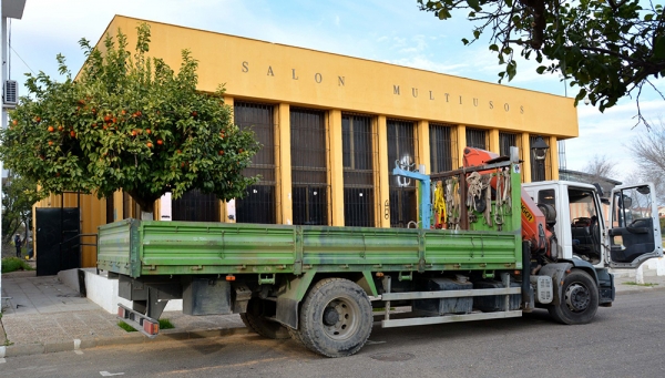 Comienzan las obras de rehabilitaci&oacute;n del Sal&oacute;n Multiusos de Benacaz&oacute;n