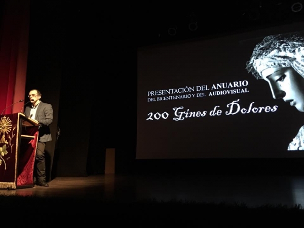 Gines presenta "200 Gines de Dolores"