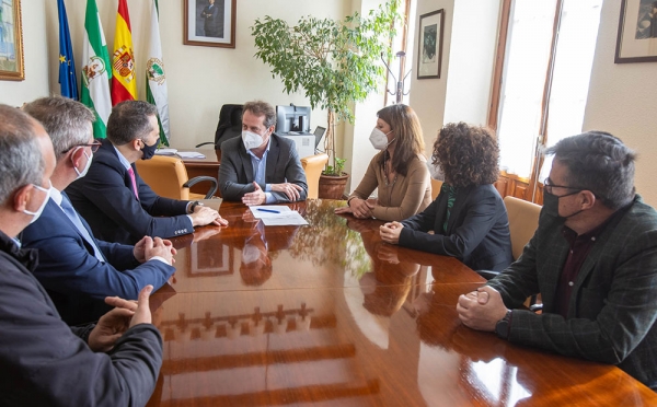 Mairena se dotar&aacute; con 60 nuevos operarios para la limpieza de las calles