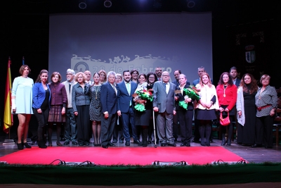 Gines celebr&oacute; el D&iacute;a de  Andaluc&iacute;a homenajeando  a los Ginenses del A&ntilde;o