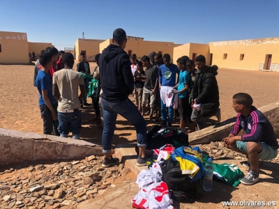 El Ayuntamiento de Olivares colabora en el proyecto deportivo solidario "Jugar en la Hamada"