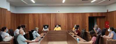 El Ayuntamiento de Pilas re&uacute;ne a centros educativos y AMPAS