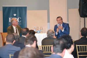 Coloquio empresarial en el Club Zaudin