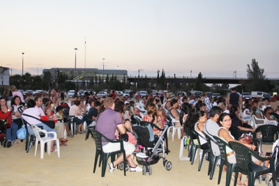 El cine de verano de San Juan de Aznalfarache recupera el espacio del antiguo cine Lepanto