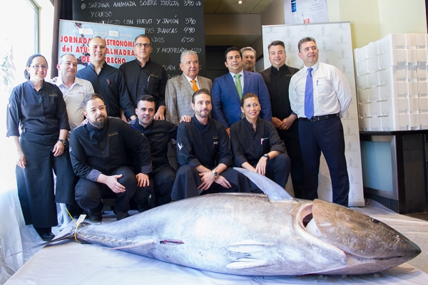 El restaurante sevillano Alcuza inaugura la temporada del at&uacute;n rojo de almadraba