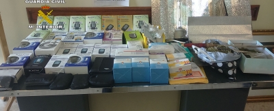 La Guardia Civil detiene a dos individuos por robar en un centro m&eacute;dico y en un comercio