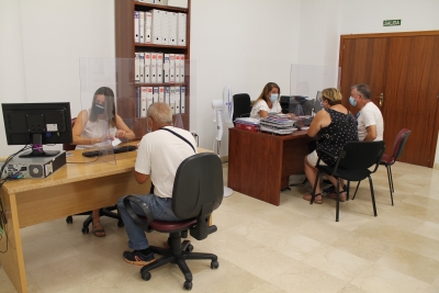 El servicio de atenci&oacute;n al cliente creado durante el estado de alarma por Gelves beneficia a m&aacute;s de 300 personas