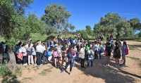 Los escolares de 4&ordm; y 5&ordm; de primaria visitan el Parque Olivar del Zaud&iacute;n para ver la zona que se ha reforestado con 150 &aacute;rboles