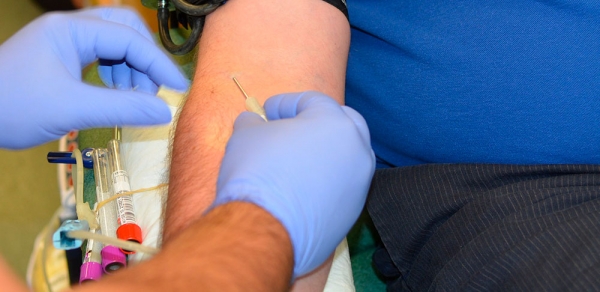 El Centro de Transfusi&oacute;n Sangu&iacute;nea de Sevilla hace un llamamiento a donar sangre por las &ldquo;bajas reservas&rdquo;