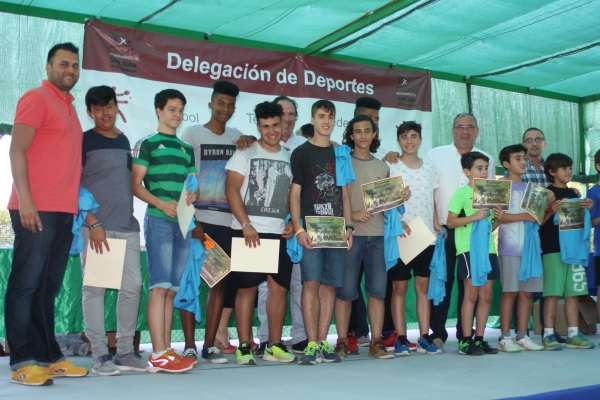 El Polideportivo 1&ordm; de Mayo acogi&oacute; la clausura de las Escuelas Deportivas Municipales