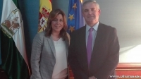 El alcalde de Olivares y la presidenta de la Junta de Andaluc&iacute;a se re&uacute;nen para impulsar un nuevo colegio en Olivares