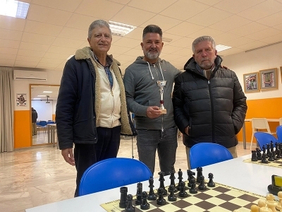 Jos&eacute; Manuel Camino Rubio, ganador del Torneo de Ajedrez para adultos de Gines