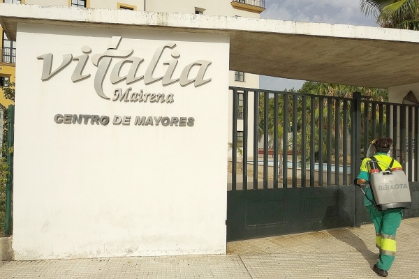 Mairena solicita a la Junta que estudie medicalizar los centros asistenciales