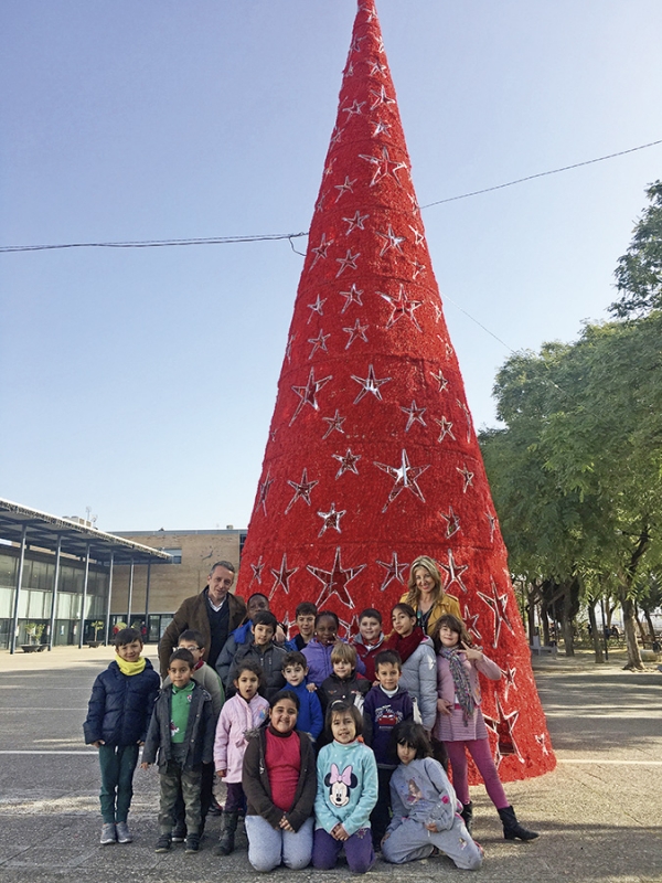 El proyecto No&euml;l Campus  ayuda a 150 familias andaluzas a conciliar en Navidad