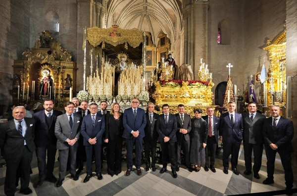 ASET realiza su tradicional ofrenda floral al Cristo de la Salud y Buen Viaje en el a&ntilde;o de su centenario