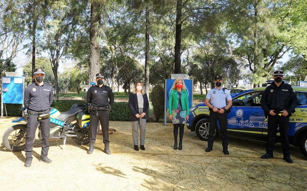 La Polic&iacute;a Local de Castilleja de la Cuesta estrena nueva imagen corporativa y uniformes elaborados con materiales 100% reciclados