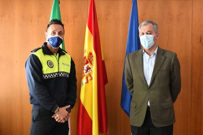 El Ayuntamiento de Tomares incrementa su plantilla de polic&iacute;a con dos nuevos agentes