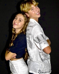 La sevillana Blanca Miralles lanza &ldquo;Dame Bachata&rdquo;, un tema que pone en valor la importancia de la amistad en la adolescencia