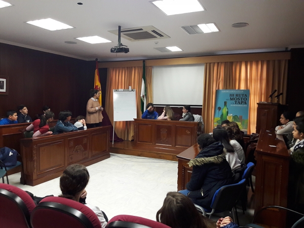 El grupo Parlamento Joven de Bollullos prepara nuevos proyectos para los m&aacute;s peque&ntilde;os