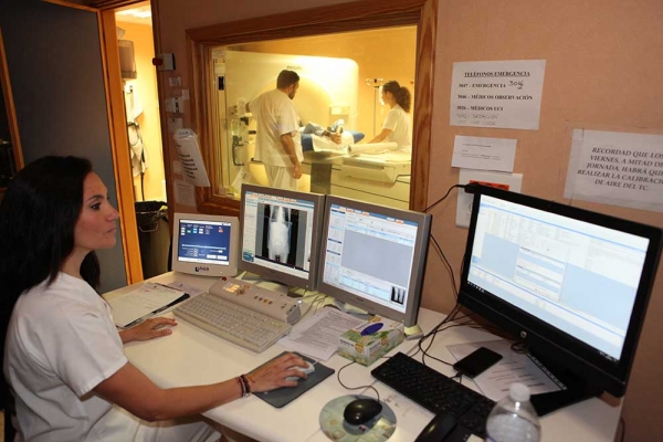 El Hospital San Juan de Dios del Aljarafe edita una gu&iacute;a de informaci&oacute;n sobre radiaciones ionizantes