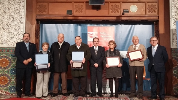 El Centro de Transfusi&oacute;n Sangu&iacute;nea de Sevilla reconoce la labor de los colaboradores de sus campa&ntilde;as
