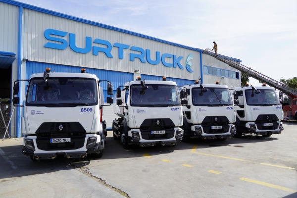 Surtruck culmina la entrega los nuevos veh&iacute;culos de limpieza viaria para M&aacute;laga con tecnolog&iacute;a de bajo consumo de agua