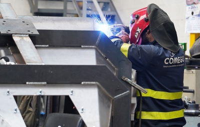 COMEGU consolida su taller metálico como referente en trabajos de herrería y de industria especializada