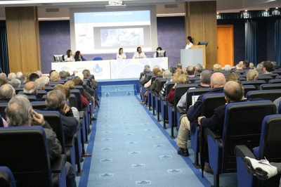 El Hospital San Juan de Dios del Aljarafe organiza una mesa informativa para minimizar el estr&eacute;s pre-quir&uacute;rgico de sus pacientes