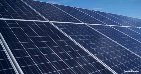 C&oacute;mo reducir hasta un 70% la factura de la luz en los chalets del Aljarafe con las soluciones de Placas Kingsol