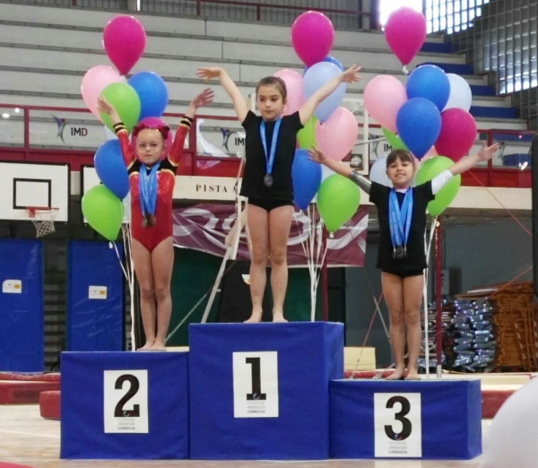 La alumna Isabel Mu&ntilde;oz P&eacute;rez gana la medalla de Oro en Barra de equilibrio