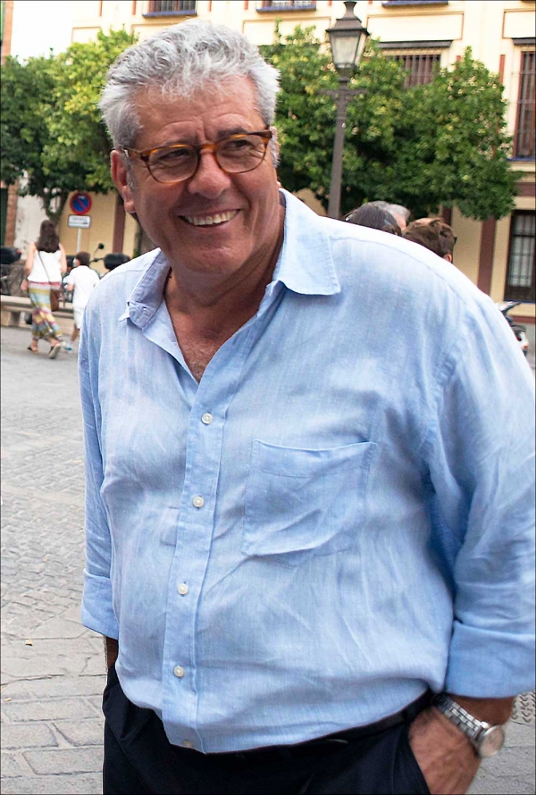 Eduardo Abad, maestro de fotografos, tendr&aacute; una calle en Tomares