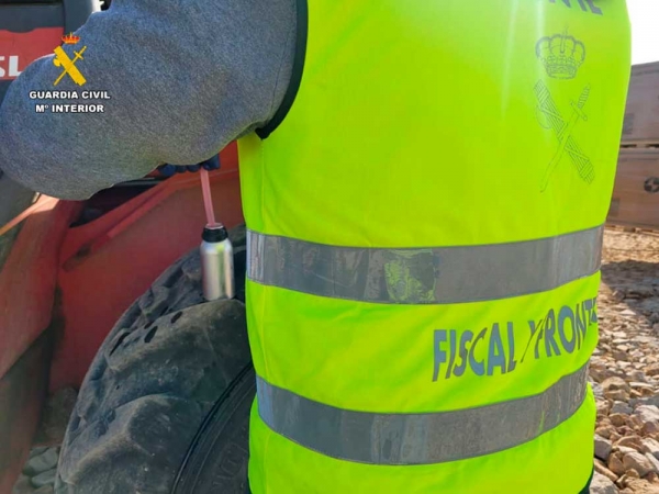 La Guardia Civil detecta el uso fraudulento de gas&oacute;leo bonificado en maquinaria de obra en Castilleja del Campo