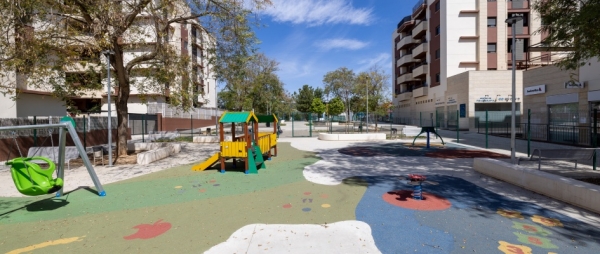 600.000 euros para mantenimiento de las zonas infantiles en Mairena