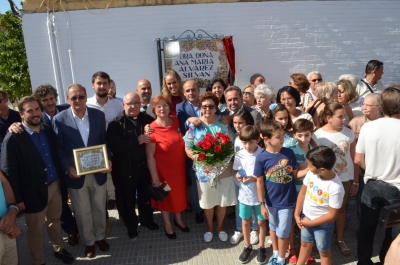 Cari&ntilde;o a rebosar en la inauguraci&oacute;n de la calle de la Doctora Ana Mar&iacute;a &Aacute;lvarez Silv&aacute;n