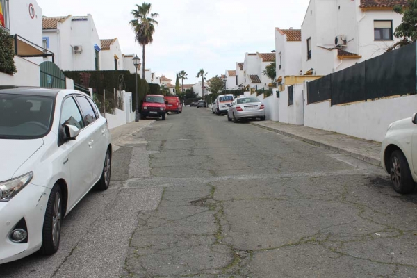 Próxima renovación de la pavimentación y las instalaciones  de la calle El Lorón de Gines