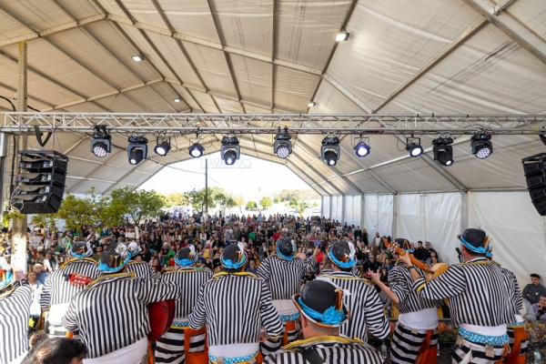 El carnaval de Mairena vuelve a superarse