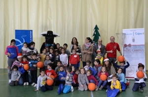 Campamentos de Navidad llenos de solidaridad para que los ni&ntilde;os y sus familias puedan trabajar