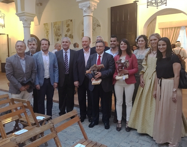 Pistoletazo de salida al Mercado Barroco, que rinde homenaje a Cervantes con premios del Quijote