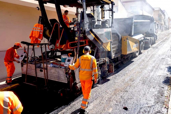 El Ayuntamiento de Mairena comienza ma&ntilde;ana el asfaltado de la Avenida de la Libertad