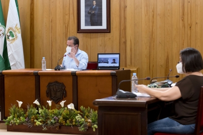 Bater&iacute;a de ayudas para que la recuperaci&oacute;n sea tambi&eacute;n social